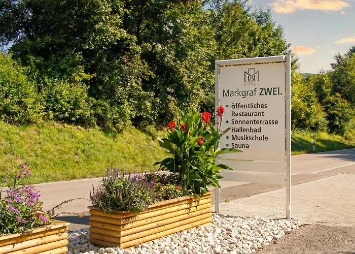 Markgraf Zwei Отель *