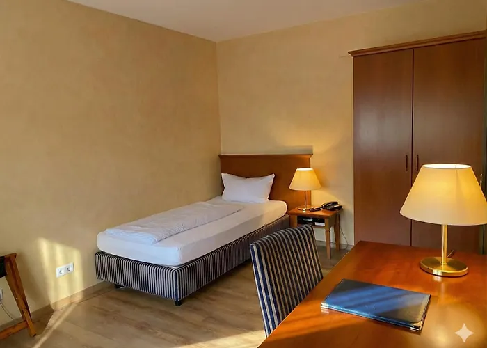 Markgraf Zwei Отель Бад-Беллинген